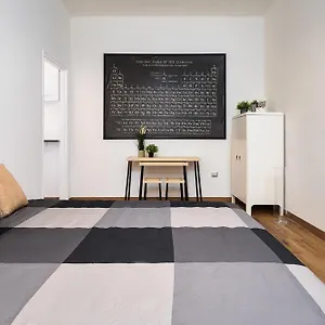 Apartment Sebino 17 - Monolocale Cool, Milan