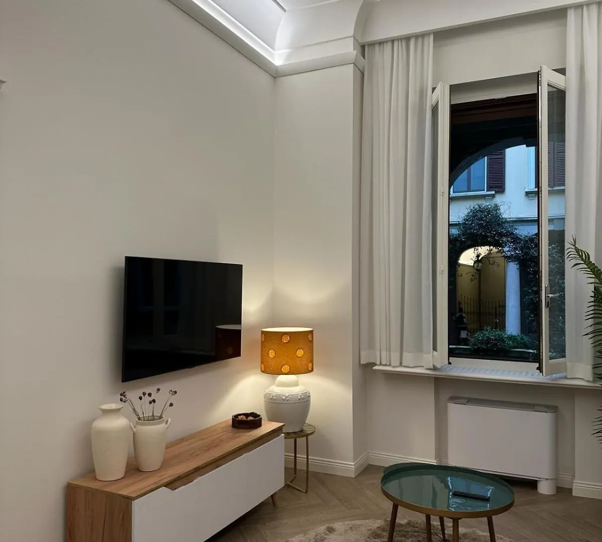 Cuore Di Brera, Unique Location, Great Charm Milan Apartment